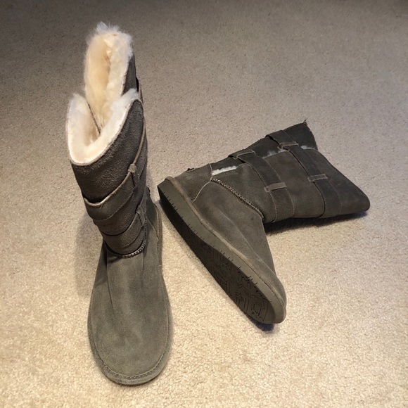 BEARPAW Taylor Women’s Boot in Maple - Picture 3 of 11